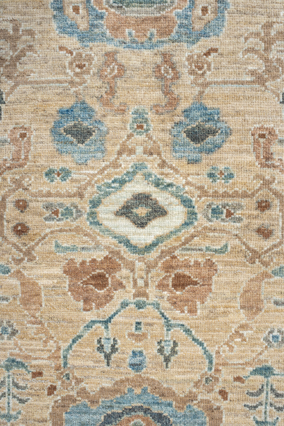 5' x 7' one-of-a-kind handmade vintage Sultanabad rug. Color palette: beige, aqua, ivory, taupe, terracotta, slate, camel