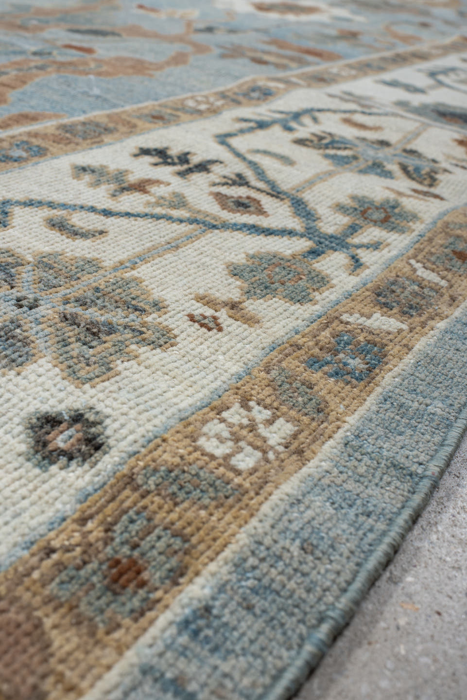 8' x 11' one-of-a-kind handmade vintage Oushak large size rug. Color palette: light blue, ivory, taupe, beige, slate