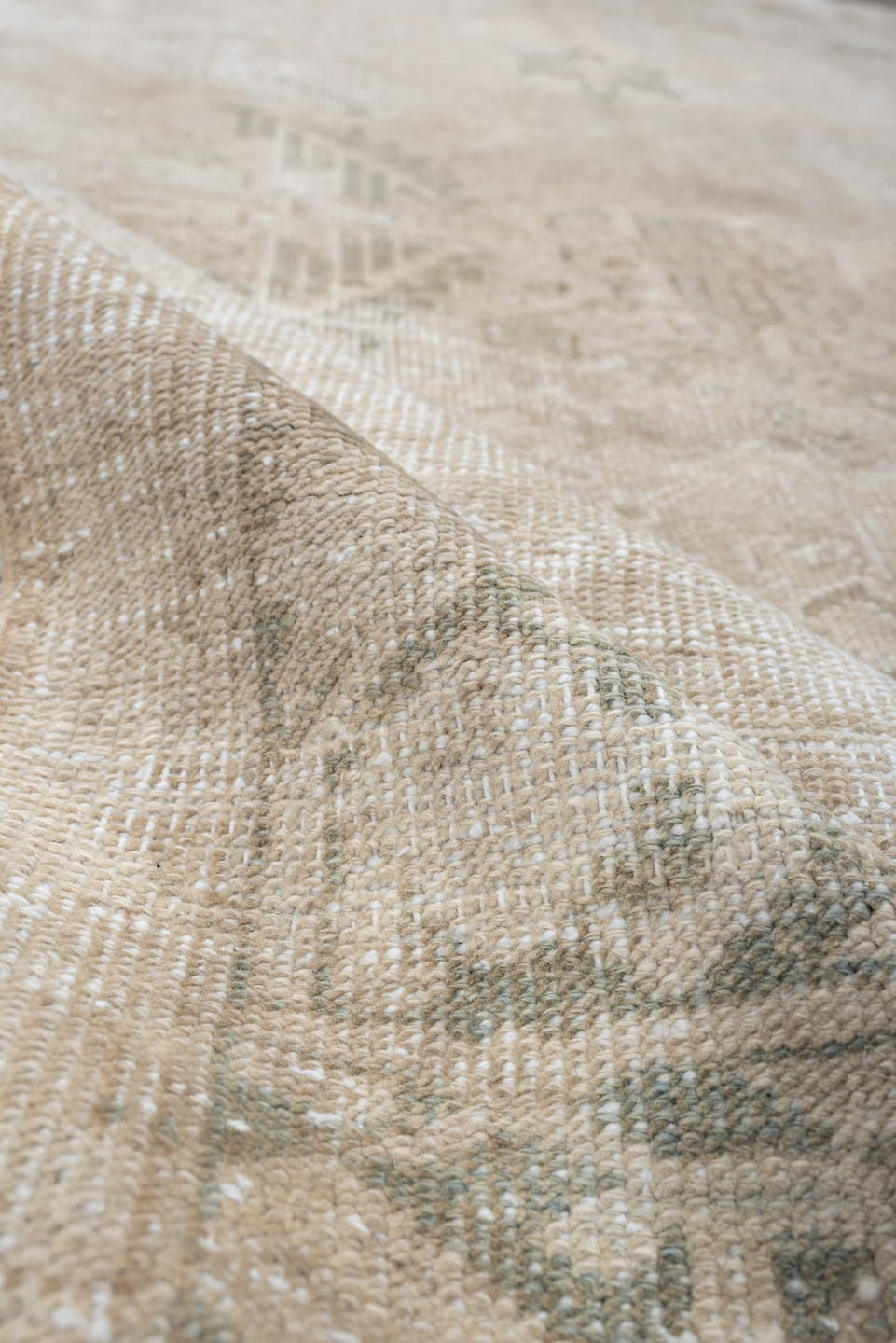 6' x 8' one-of-a-kind handmade vintage Heriz medium size rug. Color palette: ivory, cream, taupe, sage, beige, light gray