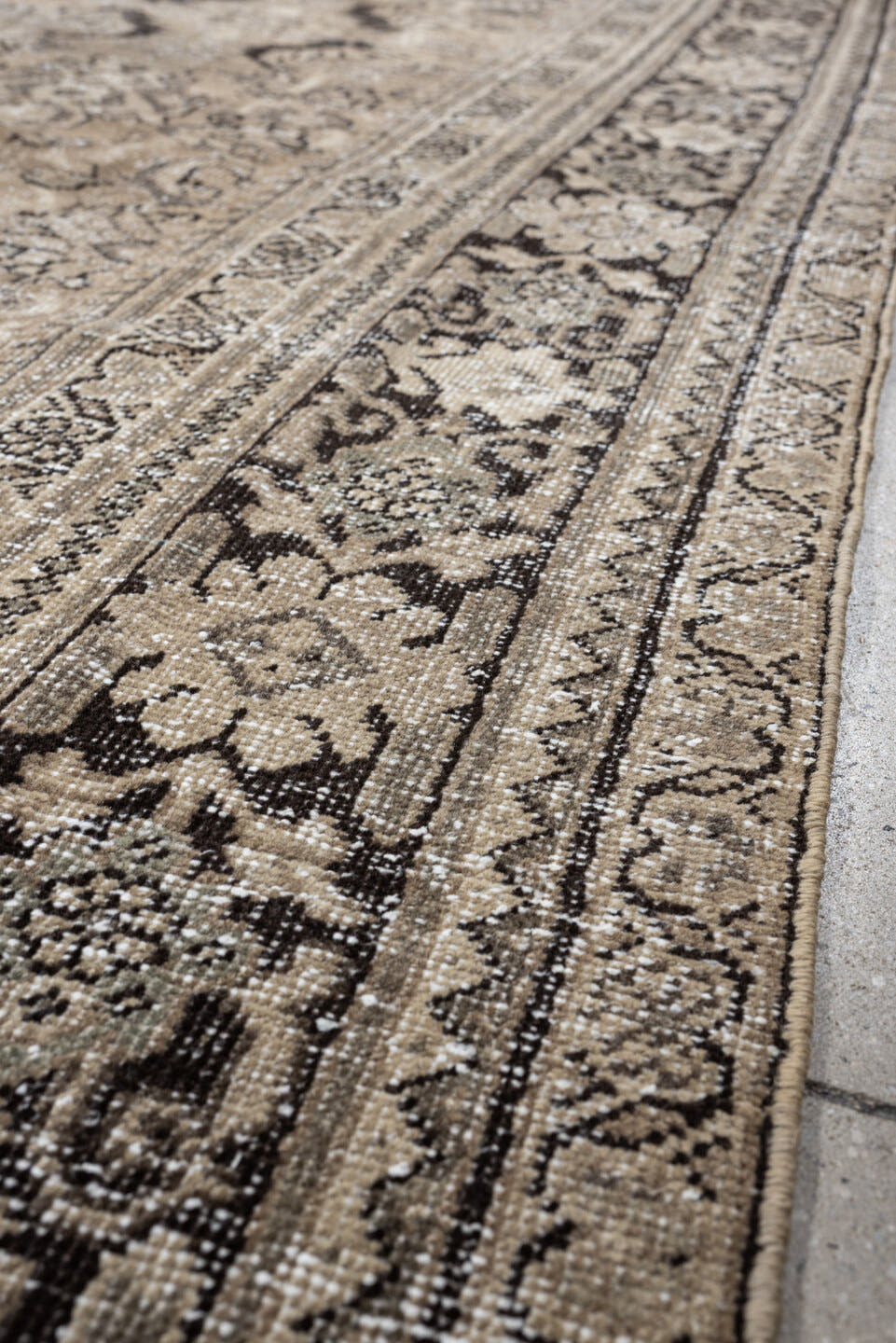 8' x 11' one-of-a-kind handmade antique Mahal large size rug. Color palette: taupe, ivory, charcoal, beige, gray, camel
