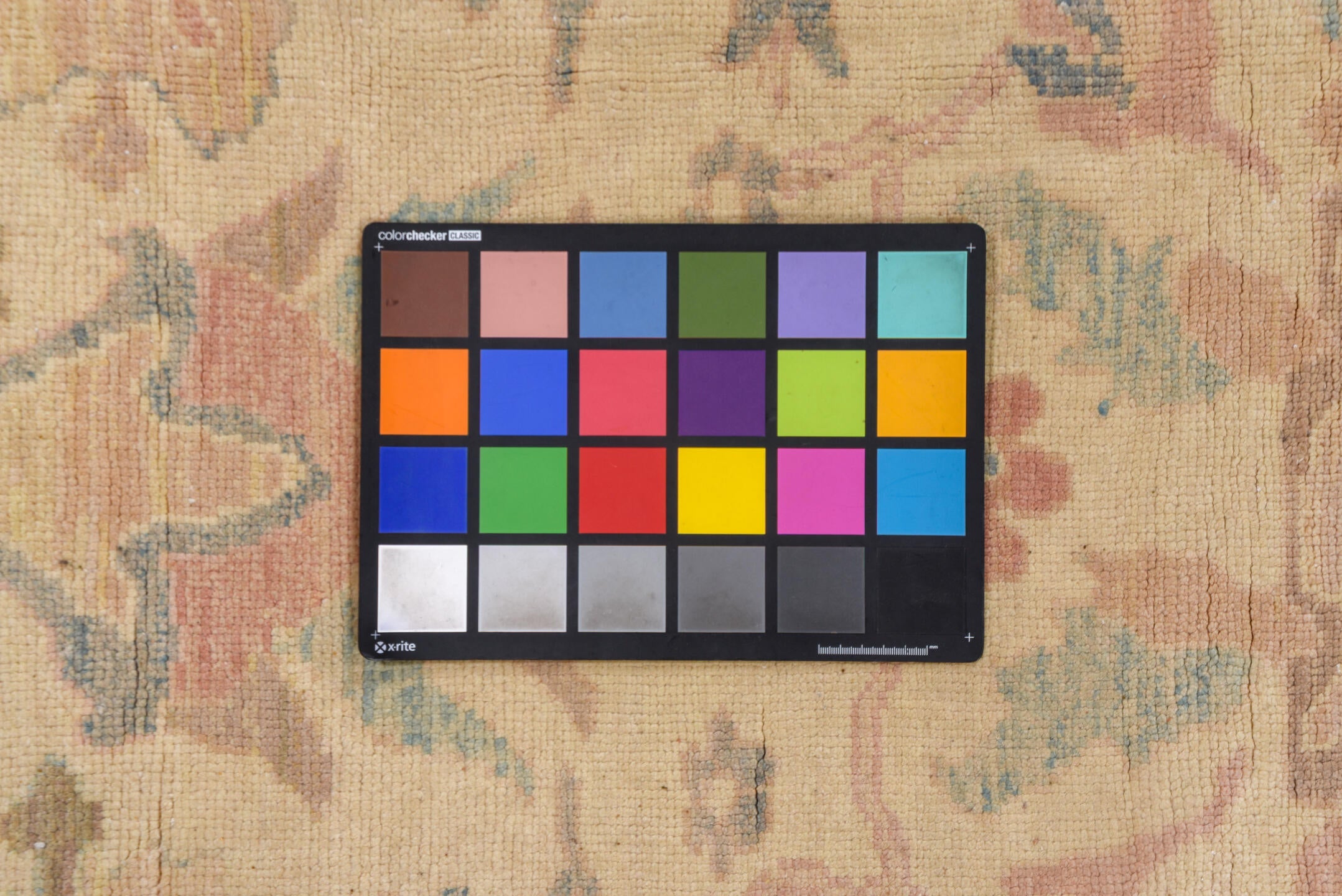 12' x 20' one-of-a-kind handmade vintage Sultanabad oversize rug. Color palette: bisque, blanched almond, brown, gray