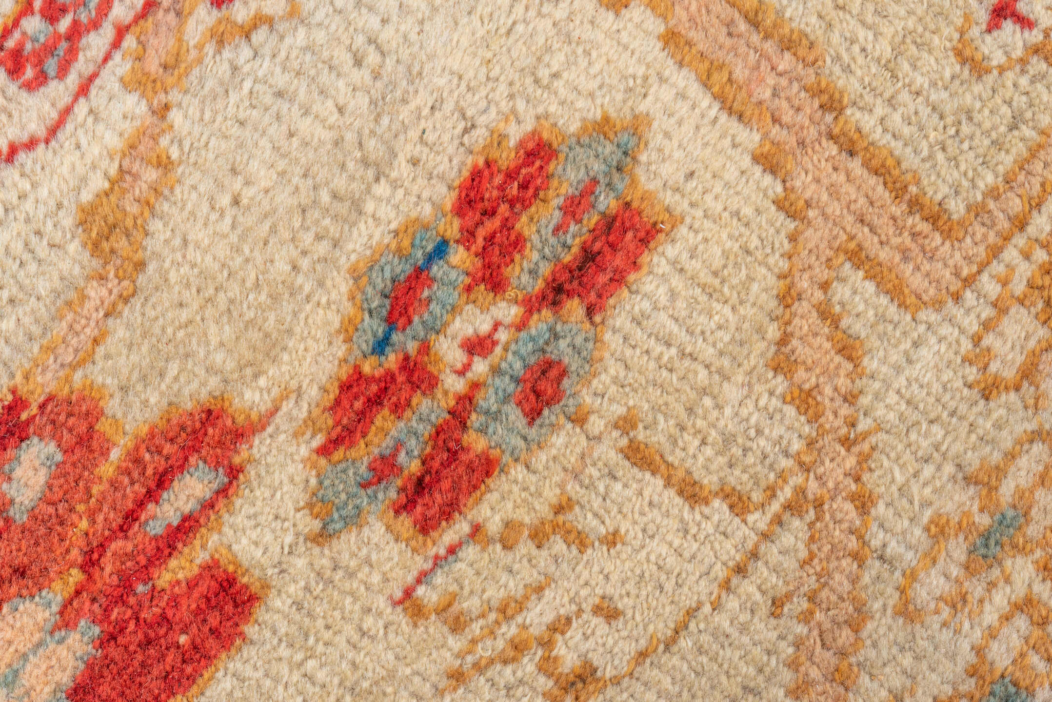 14' x 26' one-of-a-kind handmade vintage Sultanabad oversize rug. Color palette: ivory, rust, coral, taupe, pale blue, camel