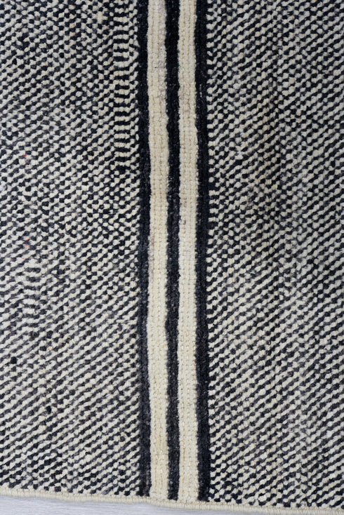 Vintage Tulu Area Rug (6' x 9')