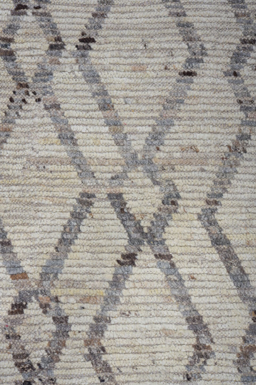 5' x 9' one-of-a-kind handmade vintage Tulu medium size rug. Color palette: ivory, gray, taupe, beige