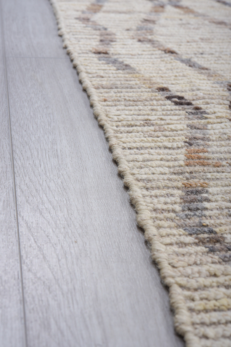 5' x 9' one-of-a-kind handmade vintage Tulu medium size rug. Color palette: ivory, gray, taupe, beige
