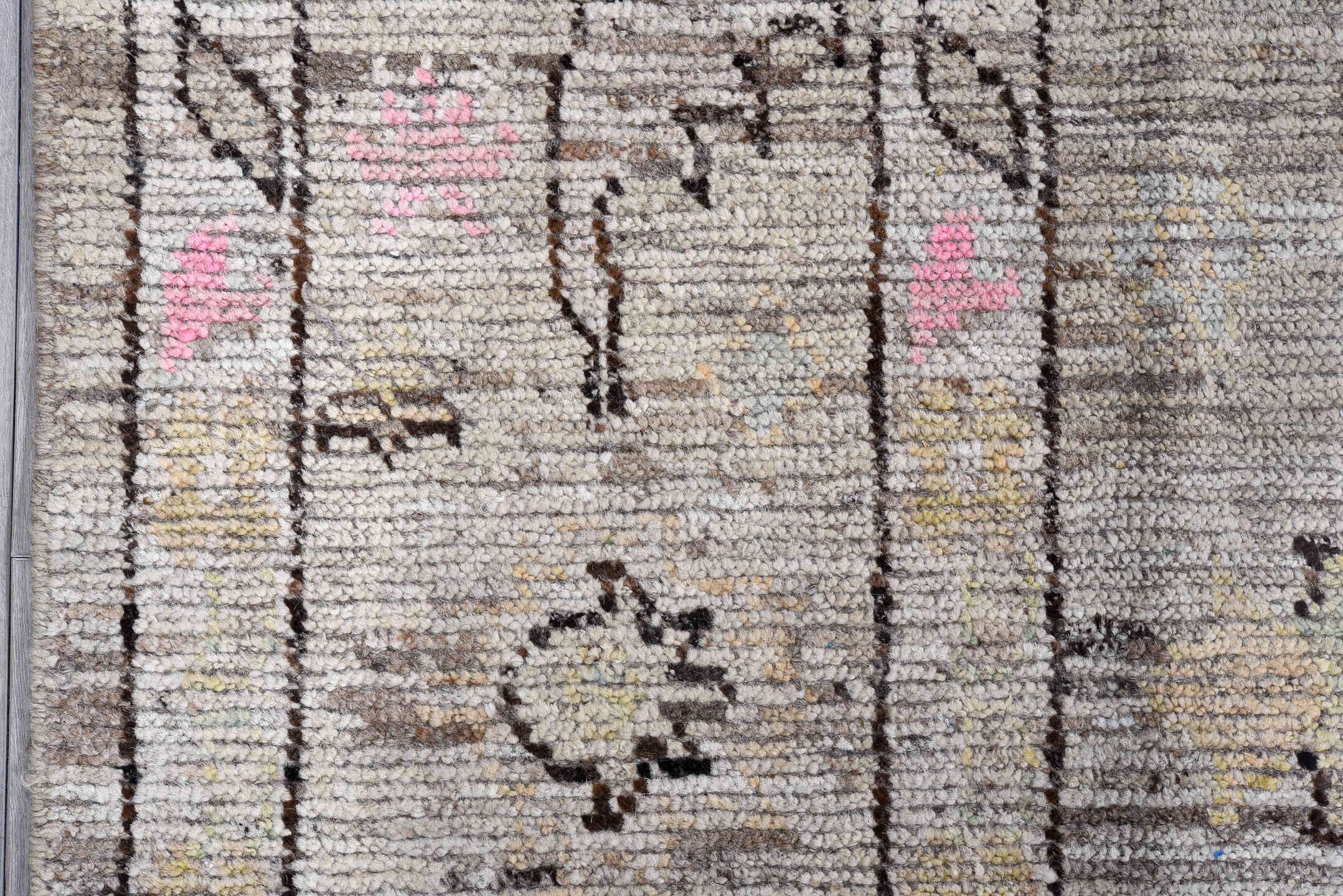 8' x 9' one-of-a-kind handmade vintage Oushak large size rug. Color palette: taupe, ivory, blush, beige, gold, charcoal