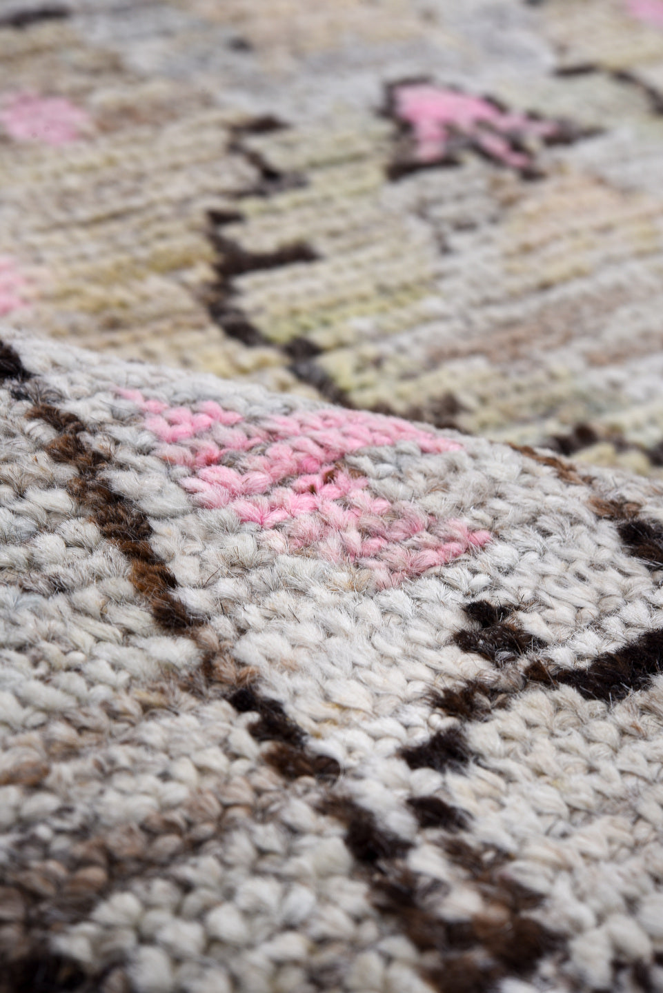 8' x 9' one-of-a-kind handmade vintage Oushak large size rug. Color palette: taupe, ivory, blush, beige, gold, charcoal