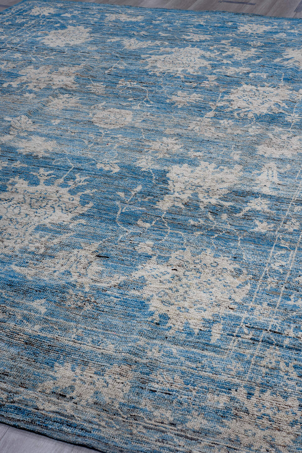 9' x 12' one-of-a-kind handmade vintage Oushak large size rug. Color palette: sky blue, ivory, slate, powder blue, taupe