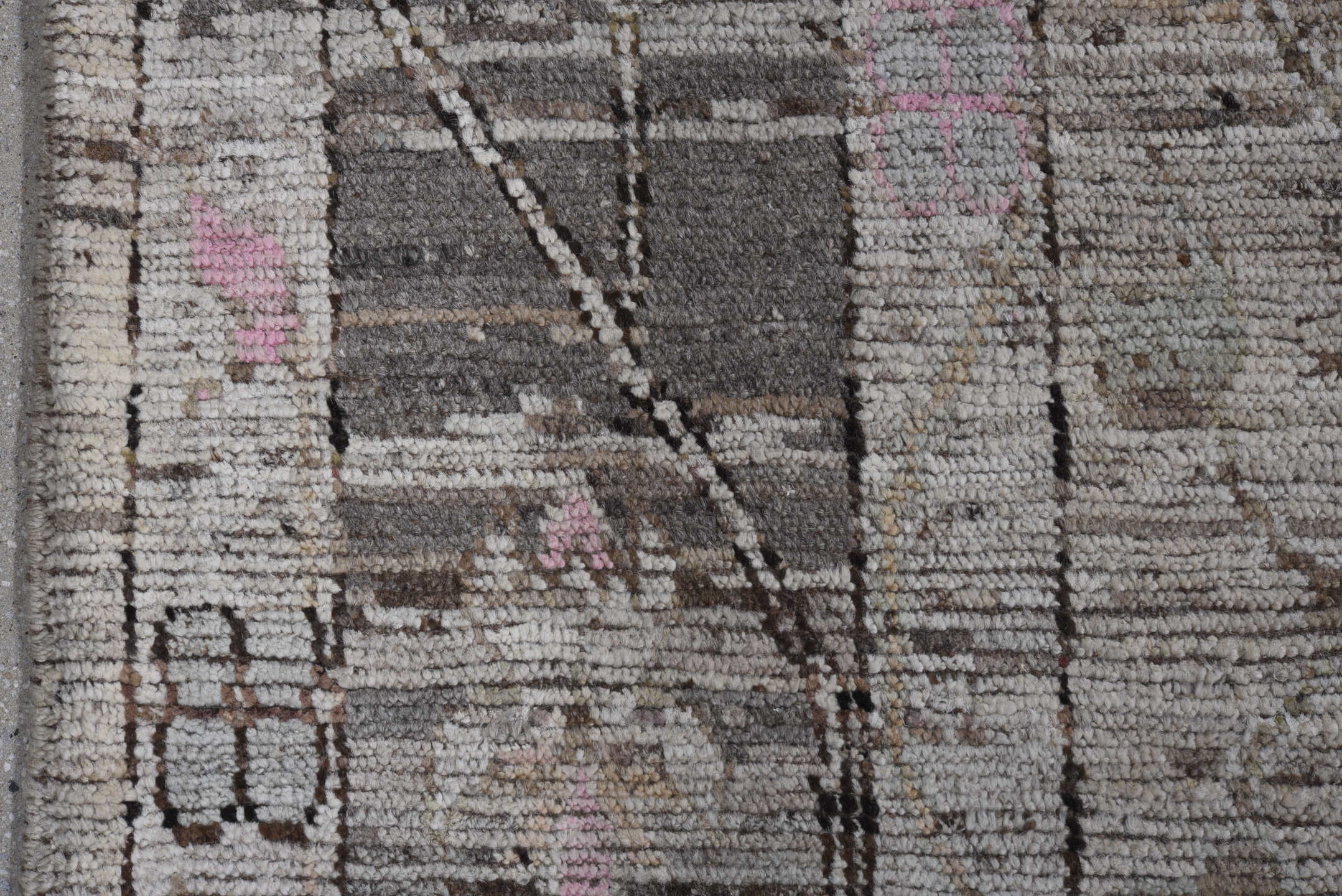 9' x 11' one-of-a-kind handmade vintage Oushak large size rug. Color palette: taupe, ivory, charcoal, blush, gray, beige