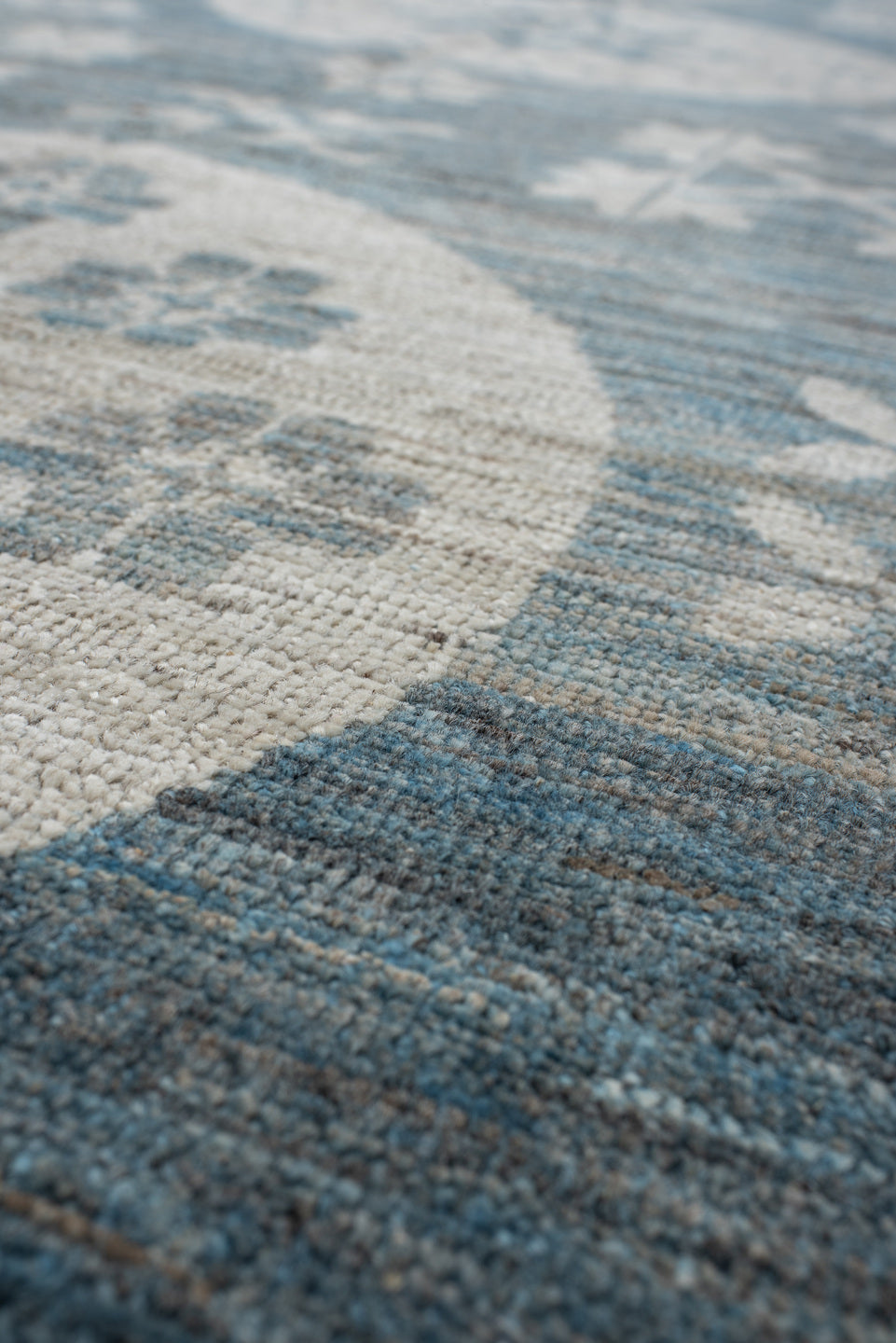 9' x 11' one-of-a-kind handmade vintage Oushak large size rug. Color palette: blue, dark gray, dim gray, gainsboro, gray