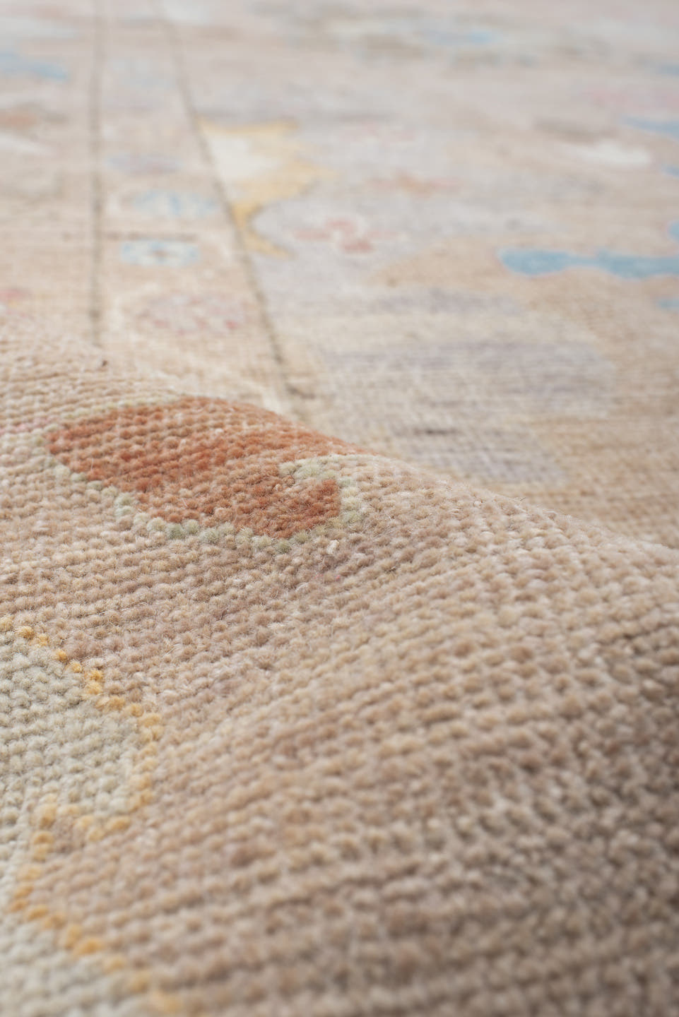 9' x 13' one-of-a-kind handmade vintage Oushak large size rug. Color palette: beige, ivory, sky blue, blush, taupe