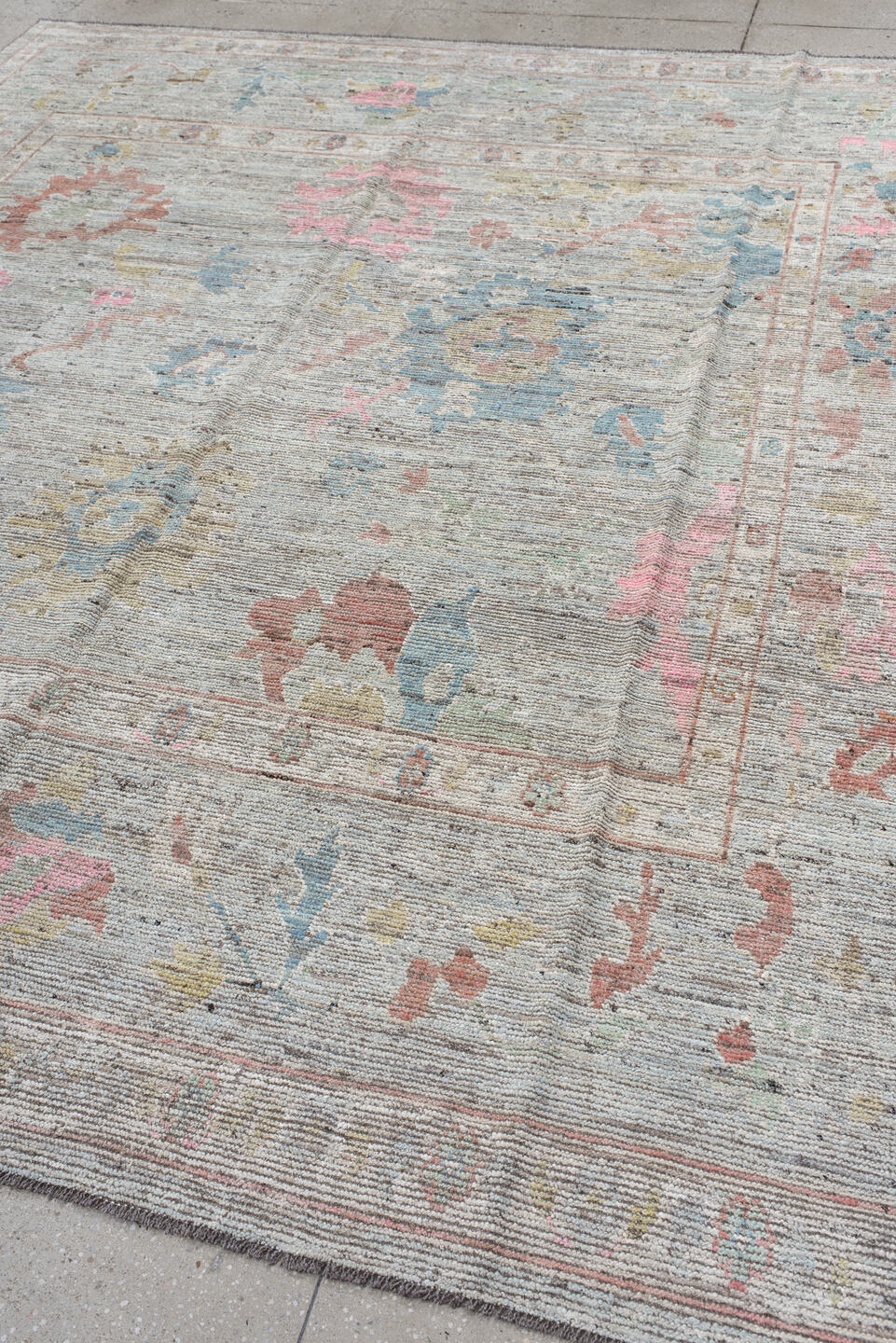 8' x 9' one-of-a-kind handmade vintage Oushak rug. Color palette: brown, dim gray, gainsboro, gray, light blue, light gray