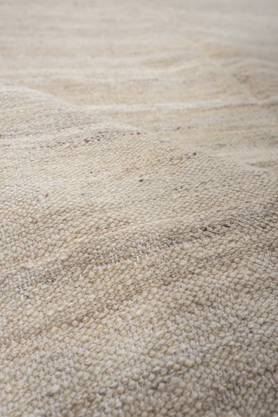 8' x 9' one-of-a-kind handmade vintage Kilim rug. Color palette: antiquewhite, brown, gray, light gray, linen, off-white