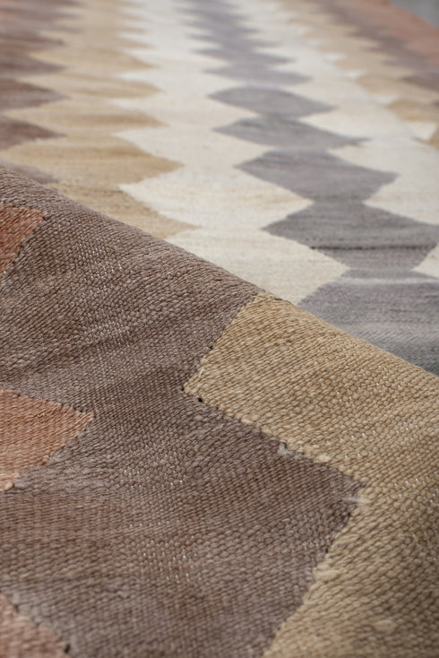 Vintage Kilim Runner Rug (3' x 9')