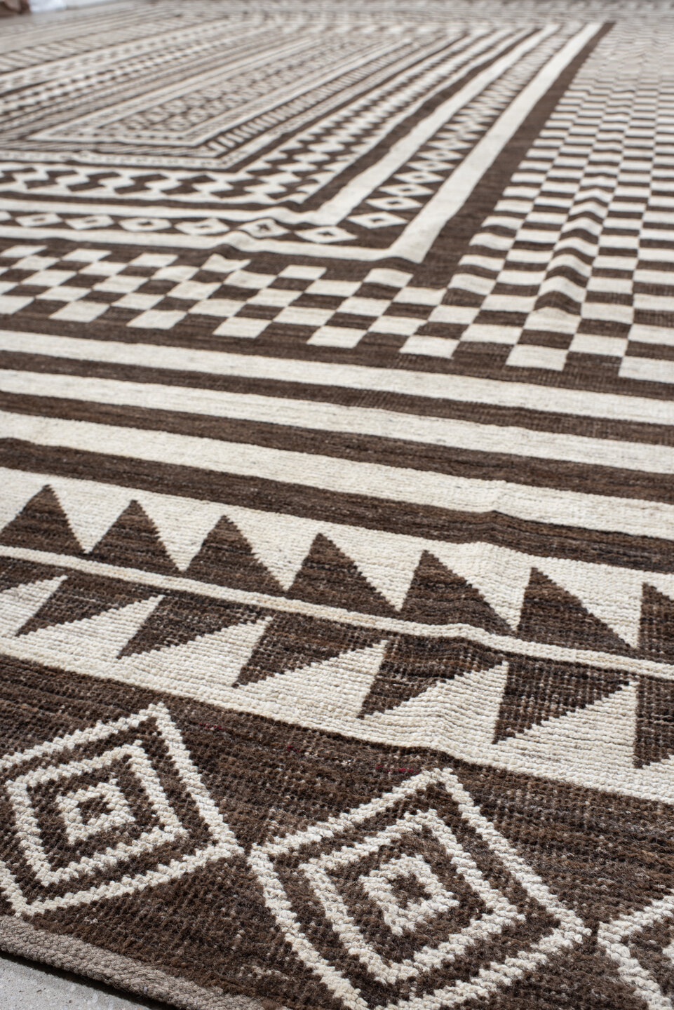 15' x 23' one-of-a-kind handmade vintage Tulu oversize rug. Color palette: brown, dark gray, gainsboro, gray, light gray