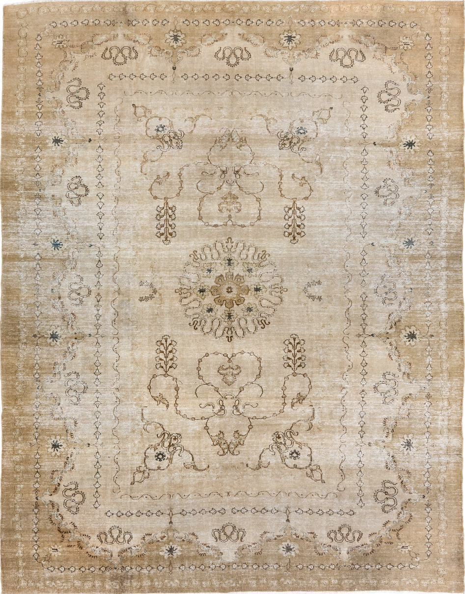 8' x 11' one-of-a-kind handmade vintage Kashan large size rug. Color palette: brown, gainsboro, gray, light gray, off-white