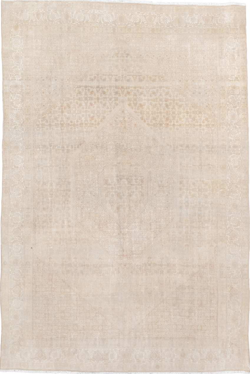 6' x 10' one-of-a-kind handmade vintage Bidjar large size rug. Color palette: antiquewhite, brown, gray, light gray, linen