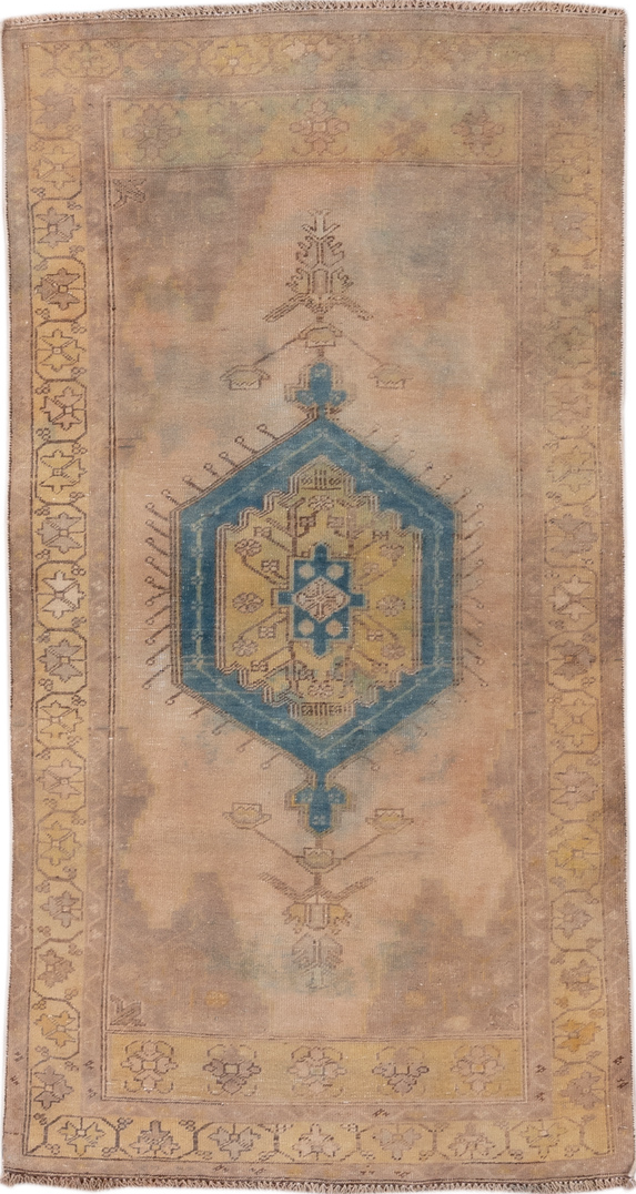 3' x 6' one-of-a-kind handmade vintage Sarab small size rug. Color palette: brown, gray, light gray, off-white, orange, pink
