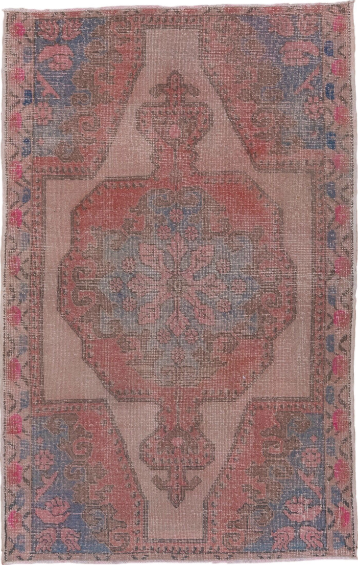 4' x 6' one-of-a-kind handmade vintage Oushak small size rug. Color palette: brown, gray, pink, red, rosy brown