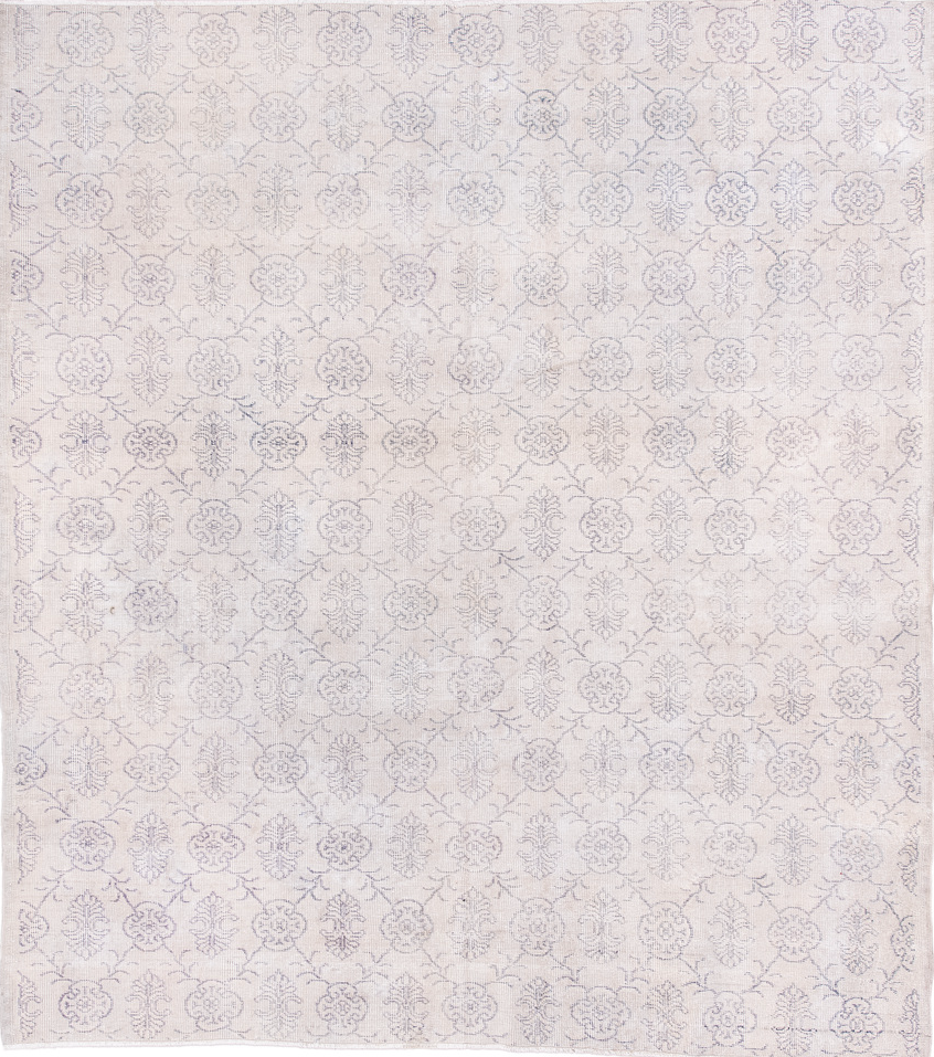 7' x 8' one-of-a-kind handmade vintage Sparta rug. Color palette: dark gray, gainsboro, gray, lavender blush, light gray