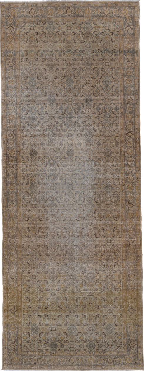 Antique Sivas Runner Rug (4' x 12')