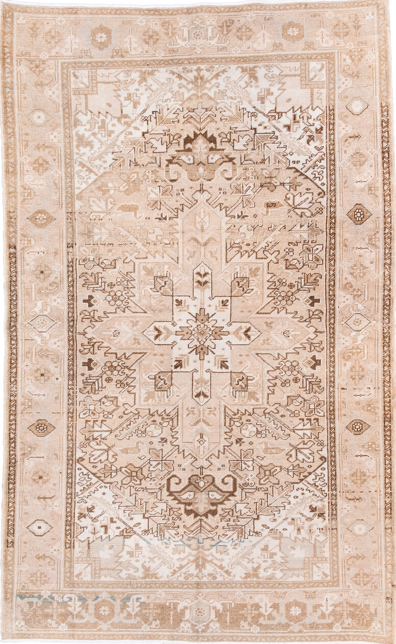 4' x 7' one-of-a-kind handmade vintage Heriz rug. Color palette: antiquewhite, brown, gray, light gray, linen, off-white