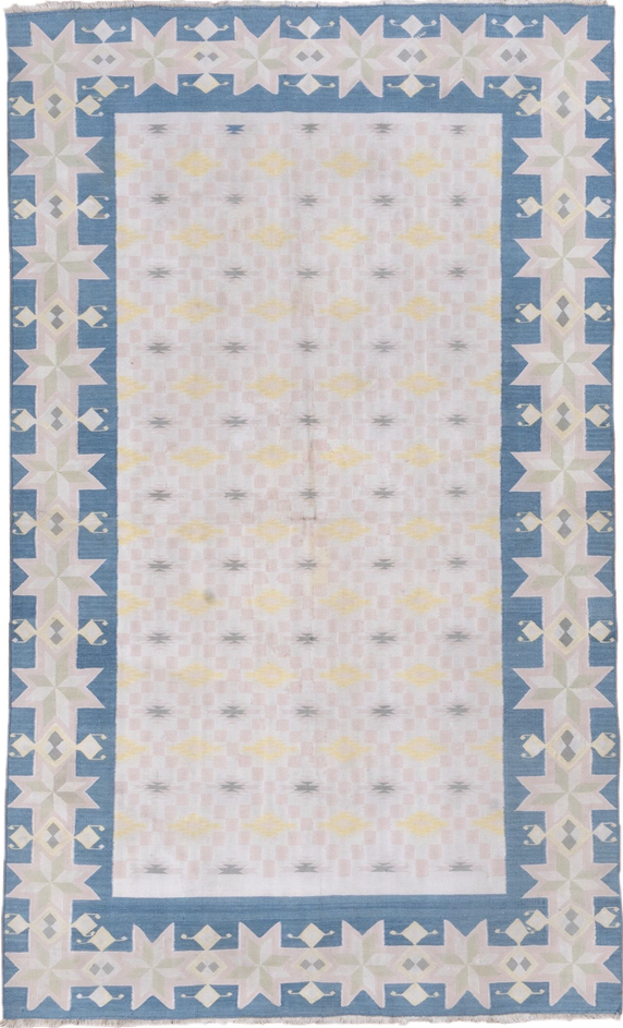 4' x 6' one-of-a-kind handmade vintage Cot Dhurrie small size rug. Color palette: brown, dark gray, gainsboro, gray
