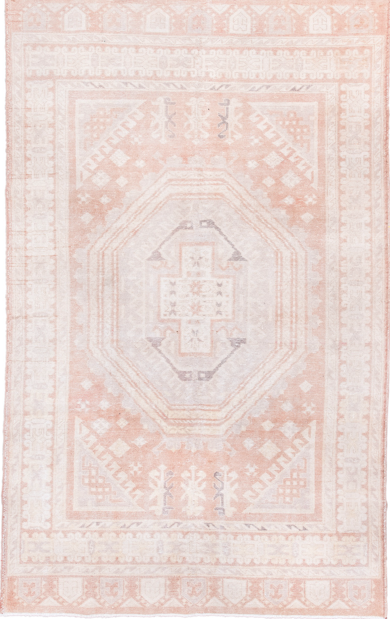 6' x 10' one-of-a-kind handmade vintage Sparta large size rug. Color palette: gainsboro, gray, lavender blush, light gray