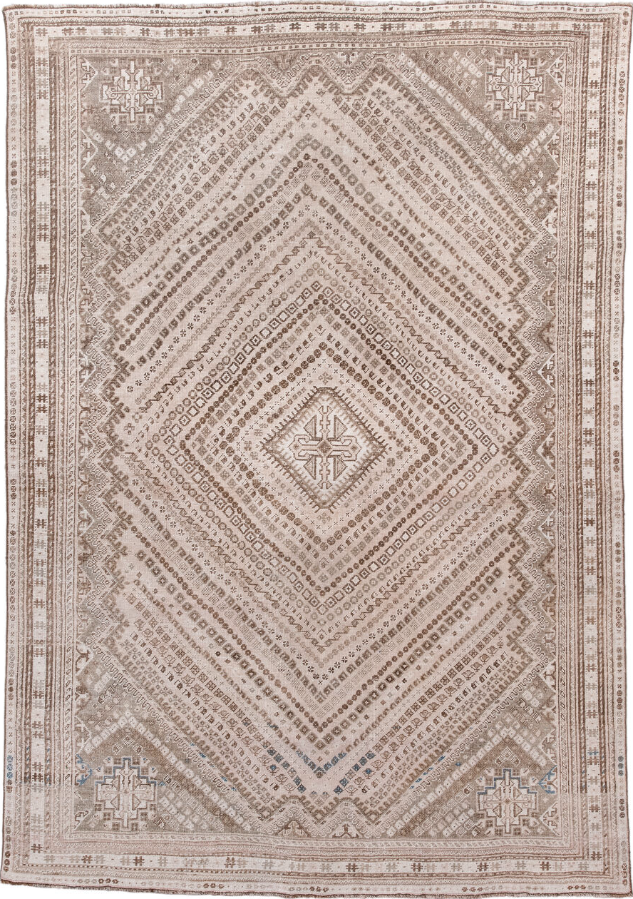 6' x 9' one-of-a-kind handmade vintage Shiraz medium size rug. Color palette: antiquewhite, brown, dark gray, gray