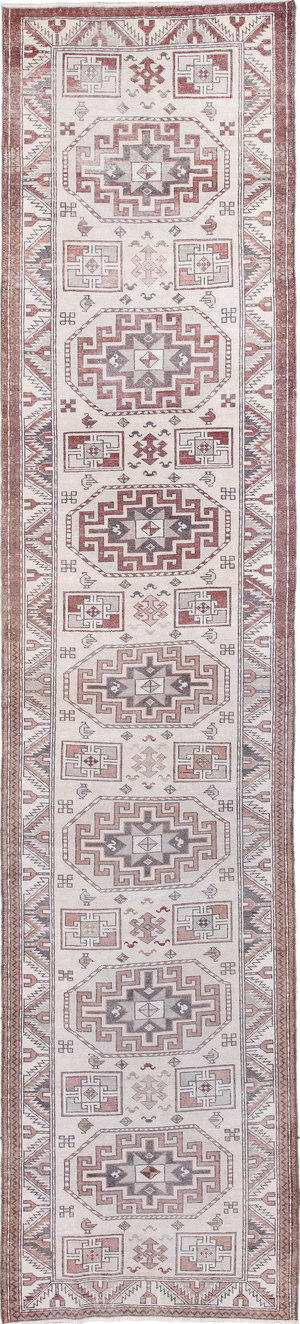 Antique Sivas Runner Rug (2' x 11')