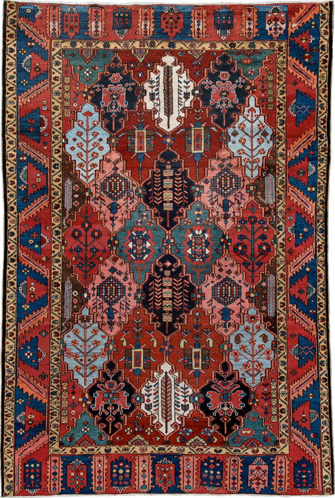 Antique Baktiary Area Rug (6' x 10')