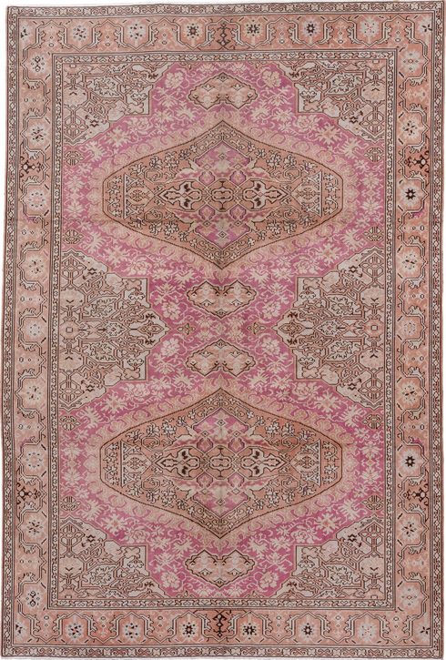 Antique Sivas Area Rug (6' x 9')