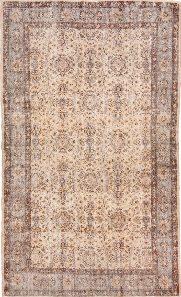 5' x 9' one-of-a-kind handmade vintage Oushak medium size rug. Color palette: antiquewhite, blanched almond, brown, gray