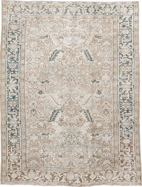 Antique Heriz Area Rug (6' x 9')