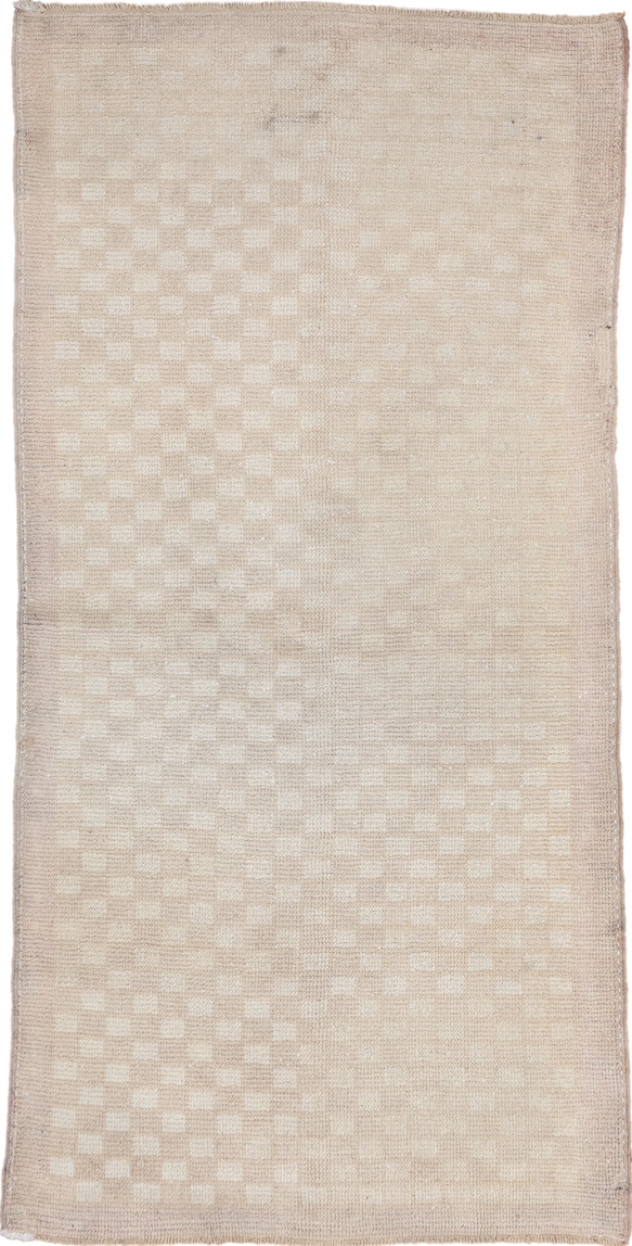 2' x 5' one-of-a-kind handmade vintage Oushak small size rug. Color palette: gainsboro, gray, light gray, linen, off-white