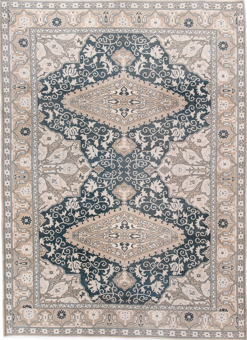 Antique Sivas Area Rug (6' x 8')