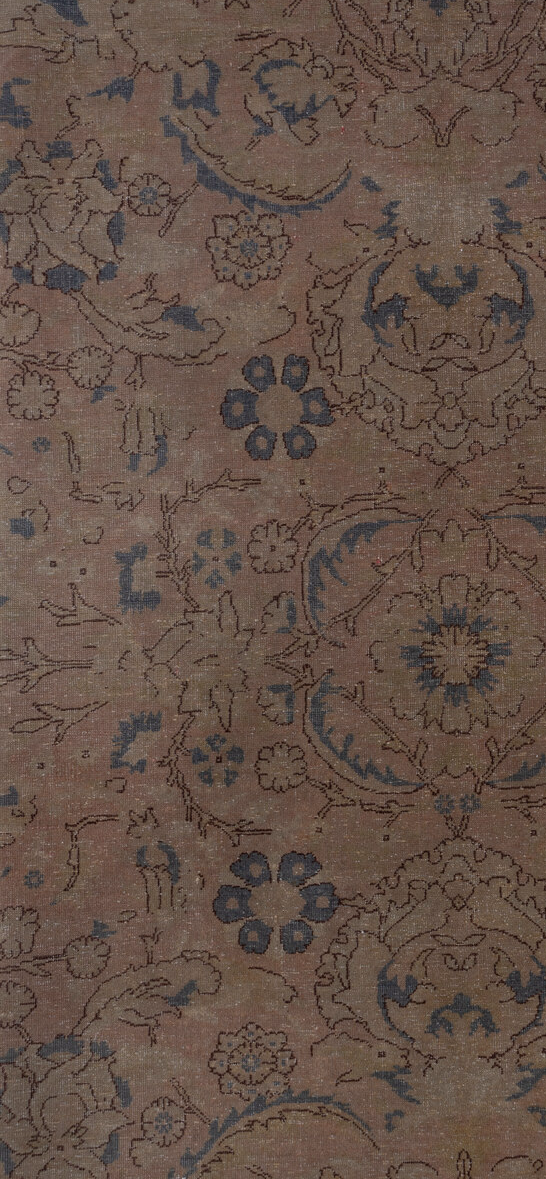 8' x 11' one-of-a-kind handmade vintage Sivas large size rug. Color palette: black, brown, gray, pink