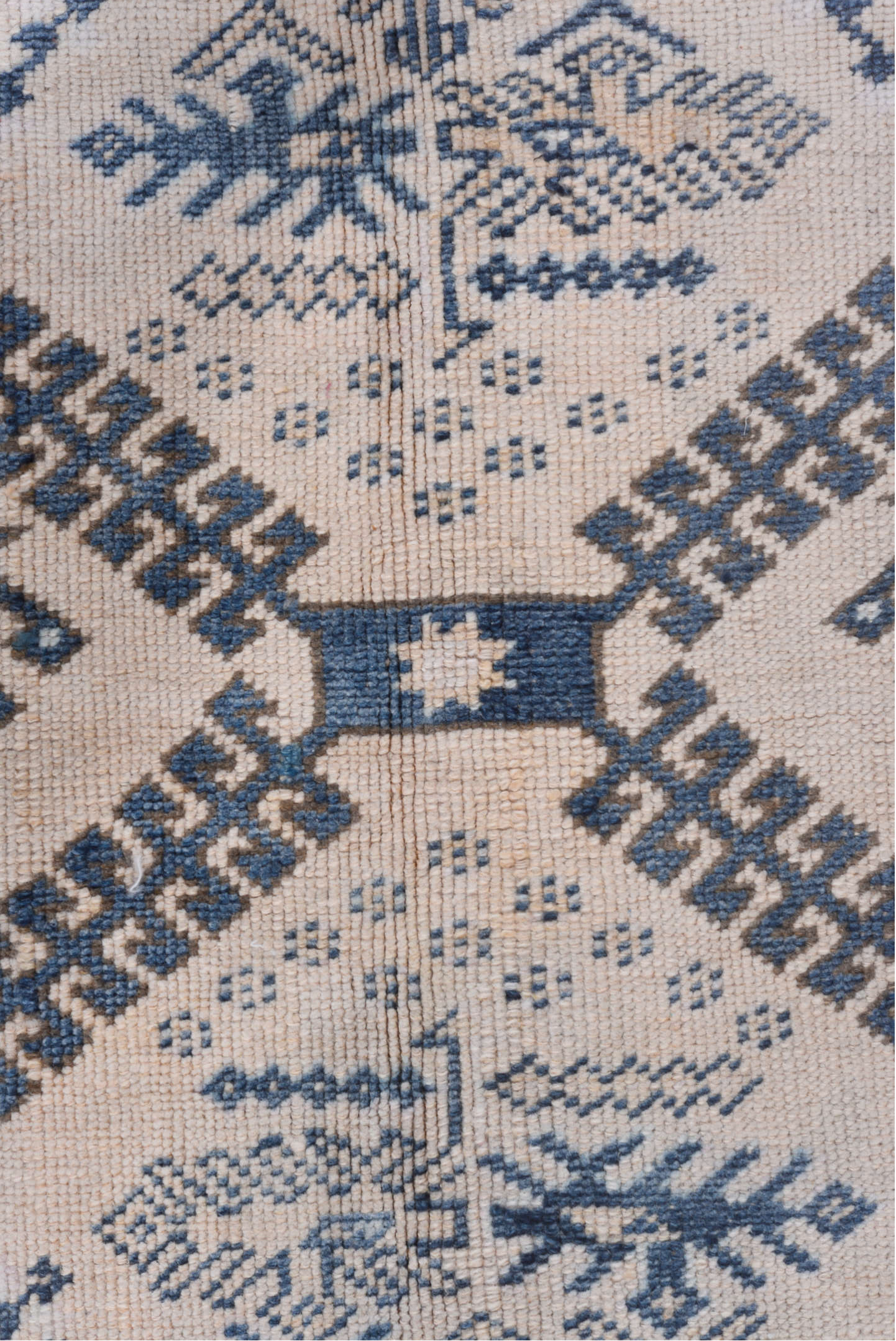 4' x 6' one-of-a-kind handmade vintage Oushak small size rug. Color palette: black, blue, charcoal, dark gray, fiord