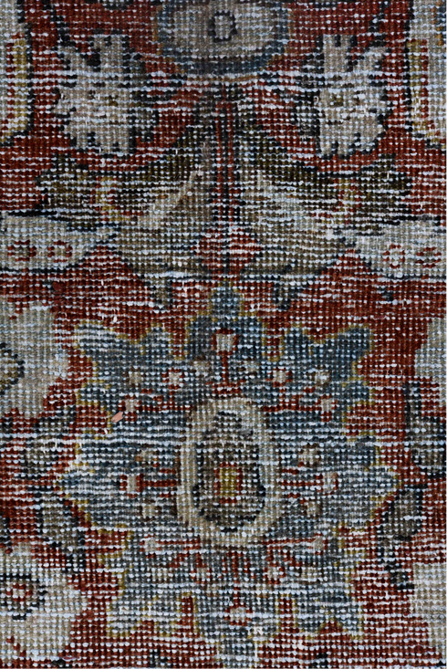 Antique Mahal Area Rug (10' x 14')