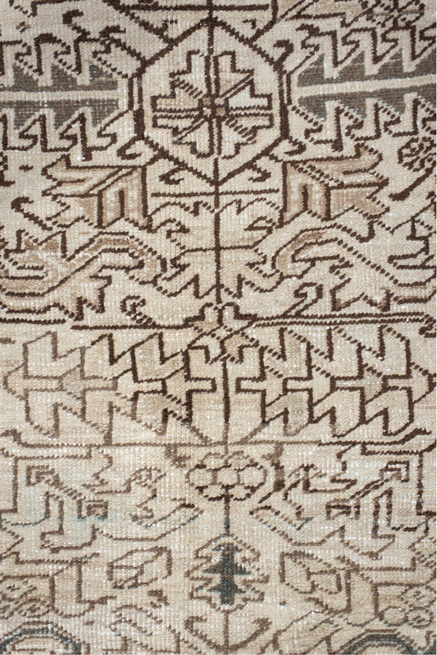 7' x 8' one-of-a-kind handmade vintage Heriz rug. Color palette: gray, light gray, off-white, pink, brown, linen, seashell