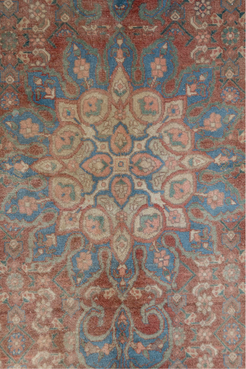 Vintage Bidjar Area Rug (6' x 9')