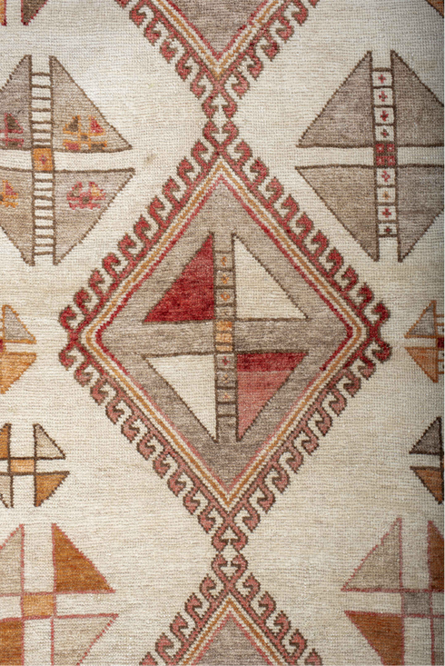 Antique Gabbe Area Rug (3' x 6')