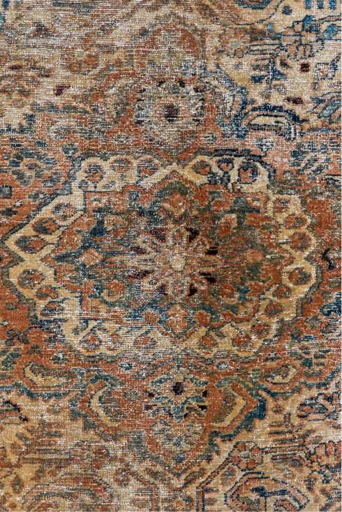 Vintage Sivas Area Rug (5' x 6')