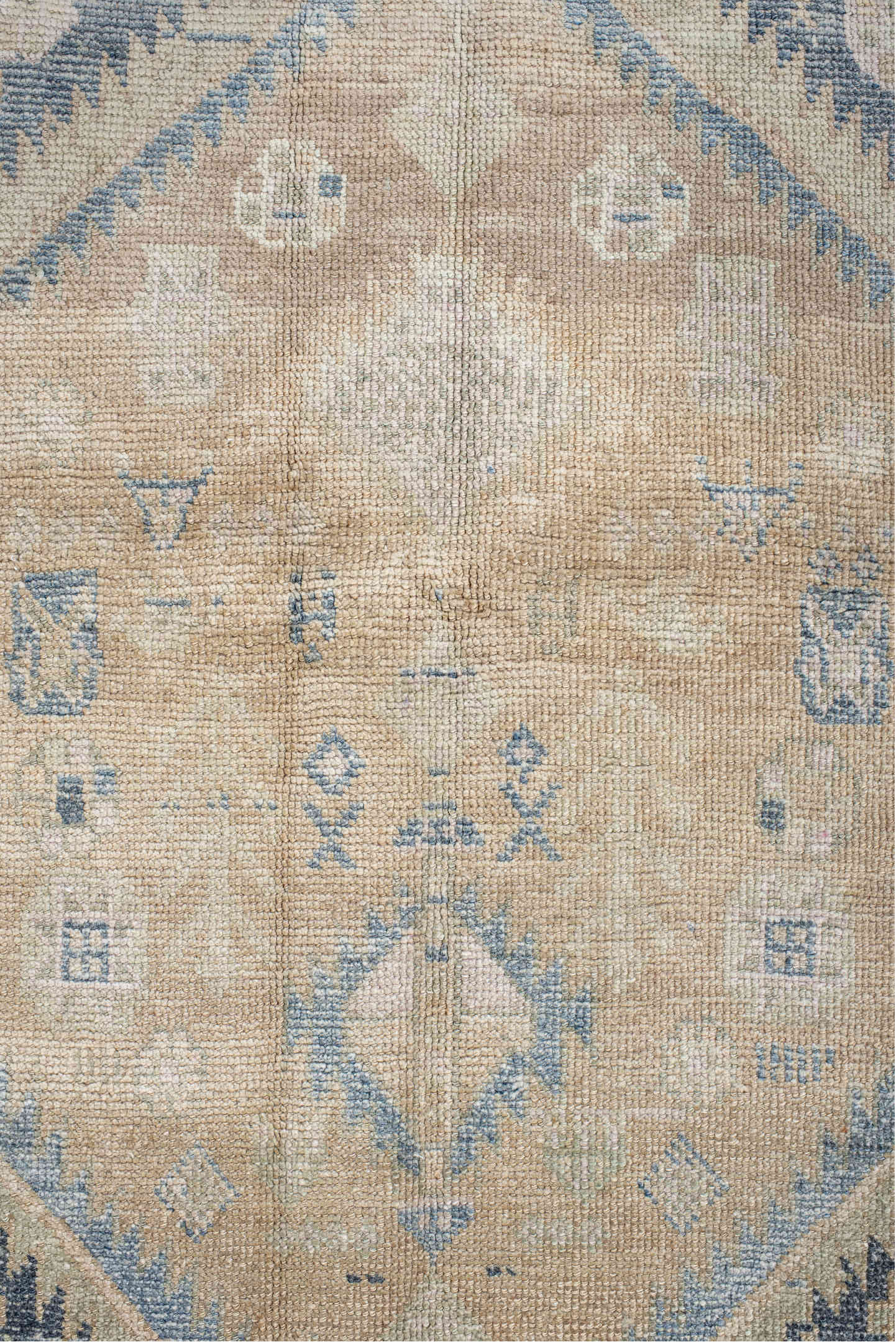 4' x 7' one-of-a-kind handmade vintage Meshkin rug. Color palette: brown, gray, off-white, light gray, black, gainsboro