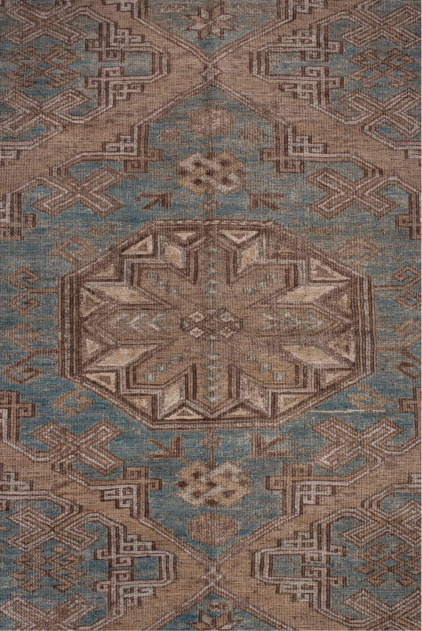 4' x 7' one-of-a-kind handmade vintage Sumak rug. Color palette: blue, brown, dim gray, gray, light gray, off-white, pink