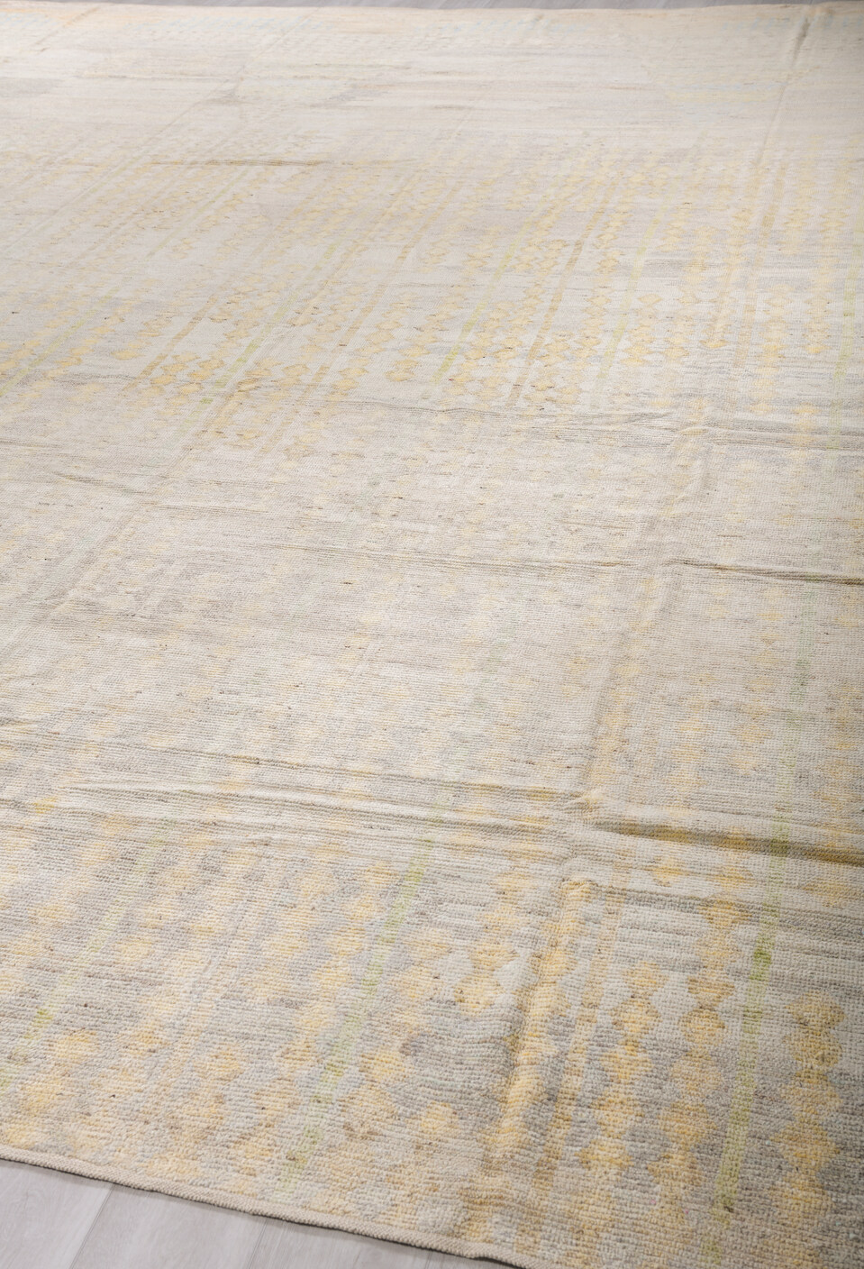 14' x 19' one-of-a-kind handmade vintage Tulu oversize rug. Color palette: brown, gainsboro, gray, light gray, off-white