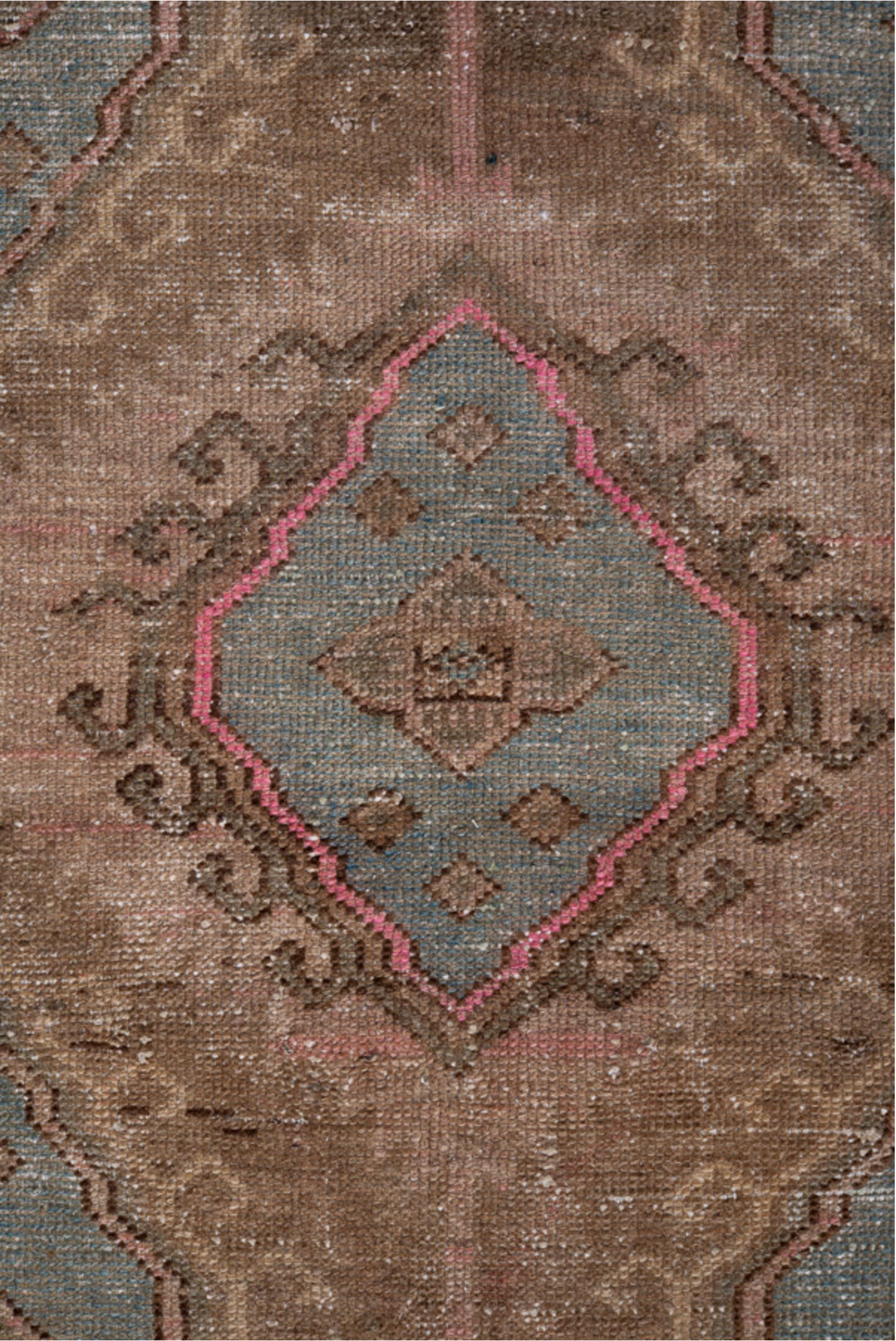 4' x 6' one-of-a-kind handmade vintage Hamadan small size rug. Color palette: brown, dim gray, gray, pink