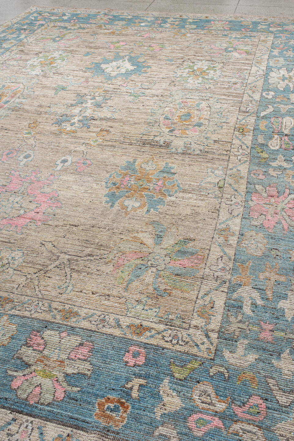 10' x 14' one-of-a-kind handmade vintage Oushak large size rug. Color palette: gray, light gray, off-white, pink, brown