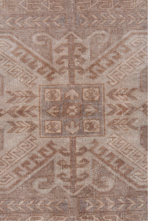 Antique Sivas Area Rug (5' x 7')