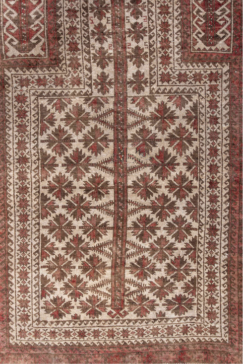 Antique Area Rug (3' x 5')